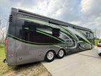 Luxury Motor Home - Sleeps 4 with 1 1/2 Bath