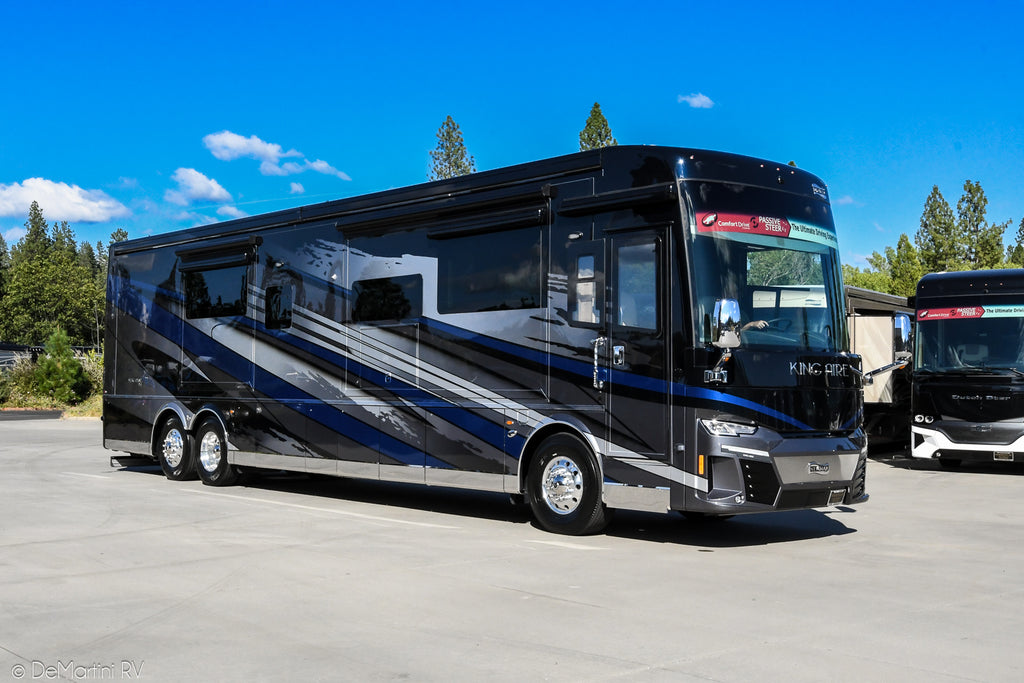 Luxury Motor Home - Sleeps 4 with 1 1/2 Bath